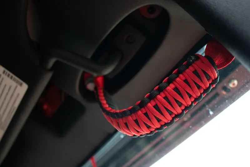 Fishbone Offroad Pillar Sound Bar Grab Handles Red Paracord 07-18 Wrangler JK