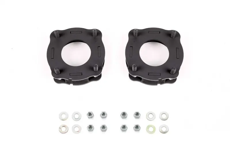Fabtech 1.5in Leveling Kit 2022 Toyota Tundra Front Spacers and Hardware